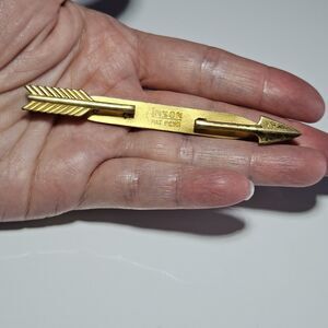 Arrow Vintage Folding Anson Large Tie Bar Clip Archery Gold Tone Bow